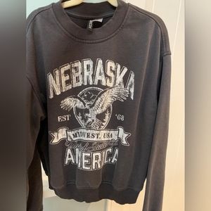 H&M Nebraska Sweatshirt sz xs